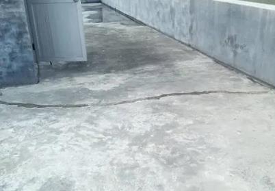 得荣楼顶漏水维修公司分享下如何解决卫生间隐蔽部位漏水的问题?